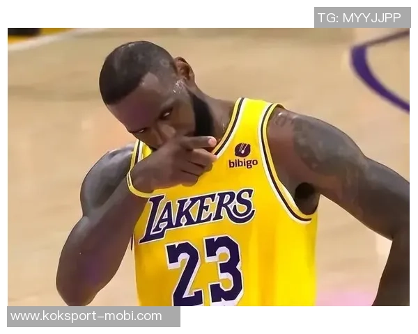 雷迪克揭秘掩护战术背后詹姆斯错位优势的秘密与策略